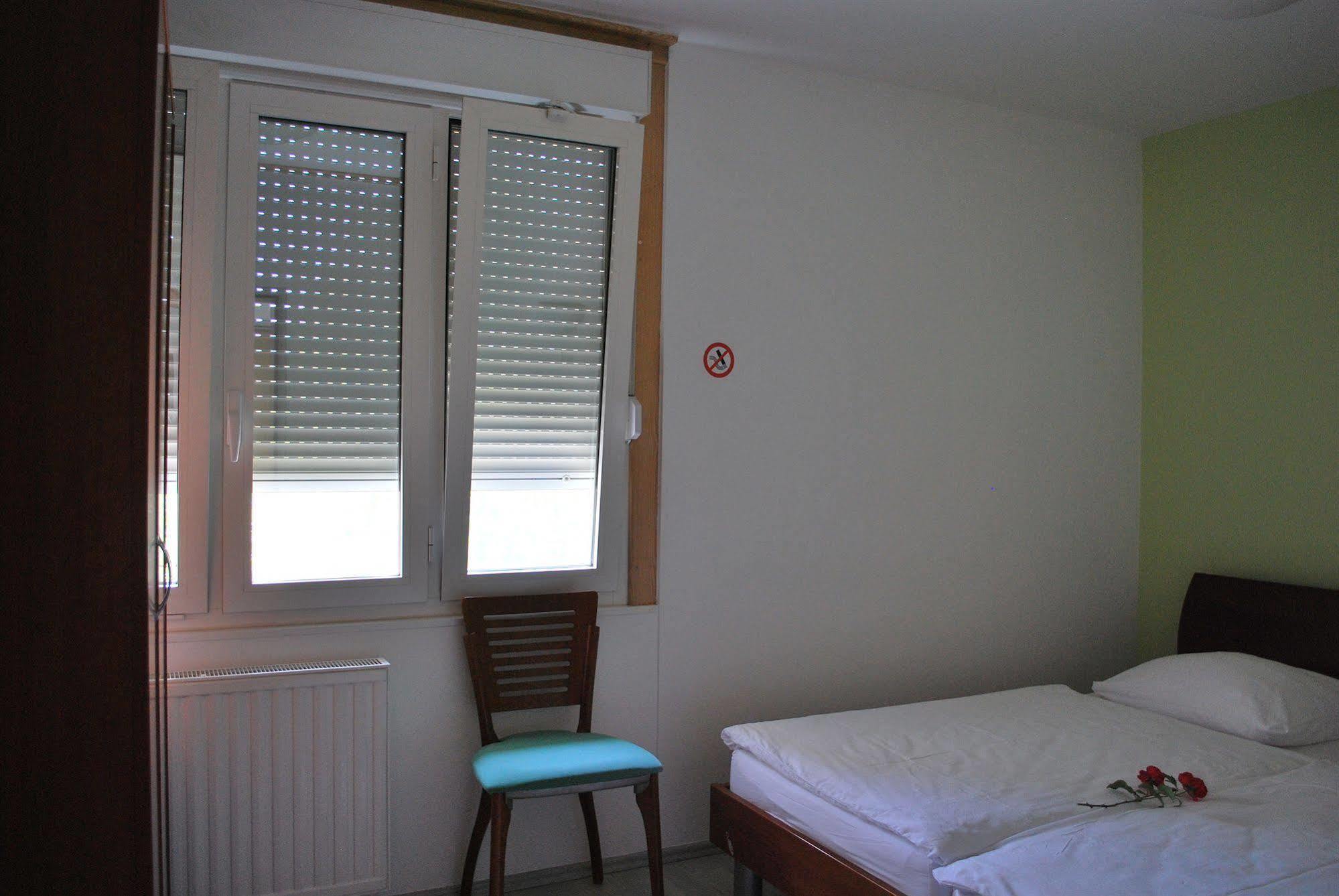 Bed And Breakfast Kogoj โนวาโกริคา ภายนอก รูปภาพ